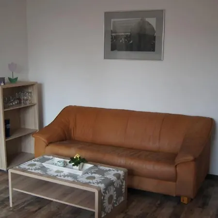 Ferienwohnung * Weinböhla
