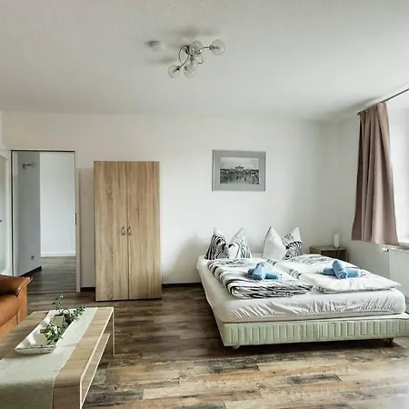 Apartment Ferienwohnung *